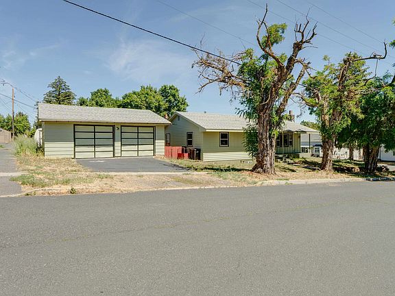 2nd image of 104 3rd St