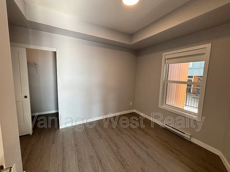 2 bed, 2.0 bath, 781 sqft, $2,095 — Photo 3