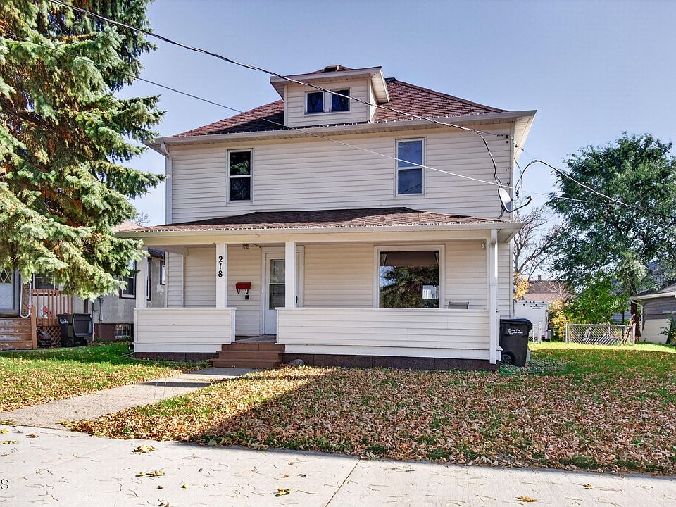 1st image of 218 7th Ave NW