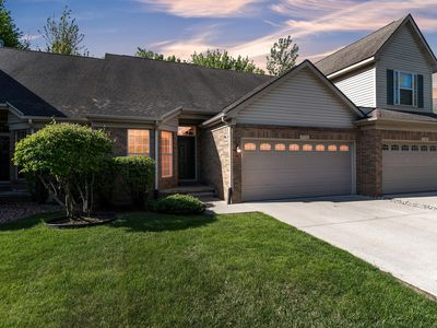 7757 Mitchell Dr #122, Van Buren Township, MI, 48111