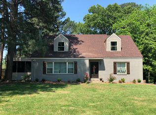 487 N Broad St, Lexington, TN 38351