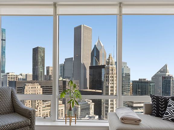 3rd image of 401 N Wabash Ave Unit 39I