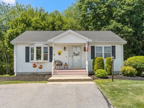 78 Crystal Water Dr Unit 78, East Bridgewater, MA 02333