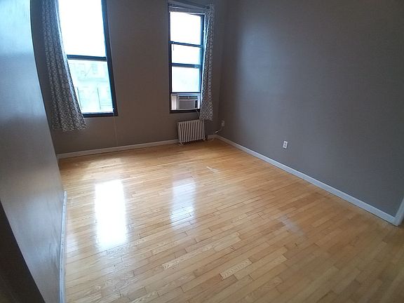 2nd image of 755 9th Ave #4E