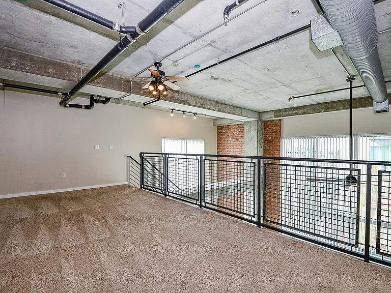 2000 Bagby St #5441 — Photo 22
