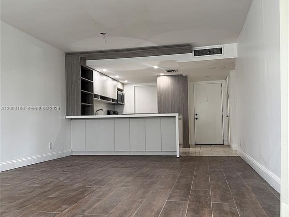 5th image of 2312 S Cypress Bend Dr APT 107