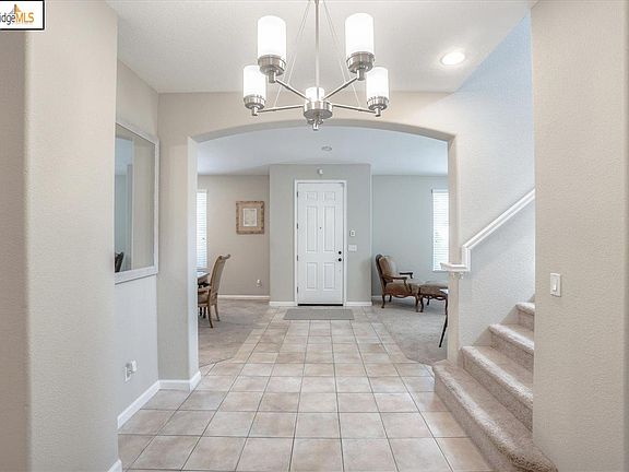 4th image of 4661 Palomino Way