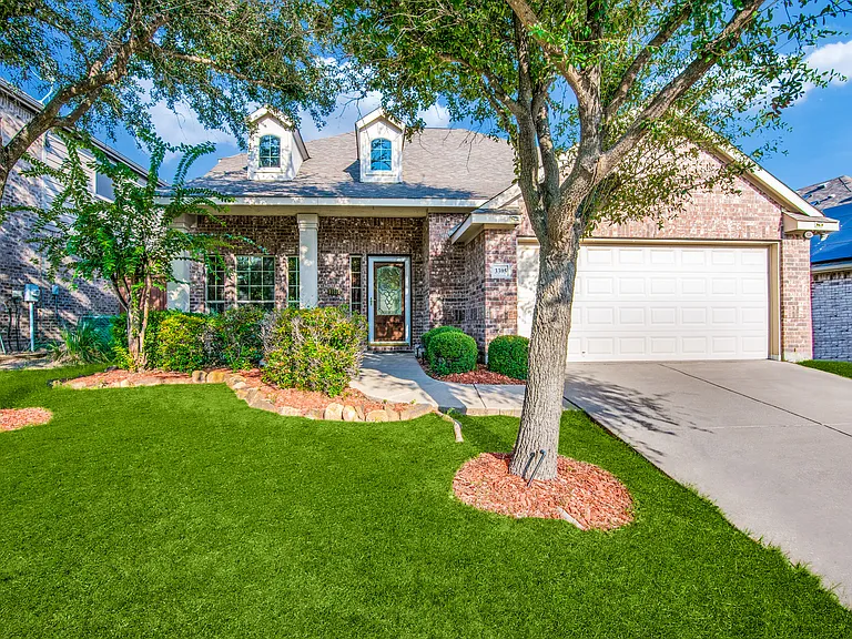 3305 Timber Ridge Trl — Photo 1