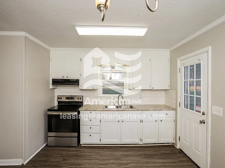 39814_007_kitchen_14231523.jpg