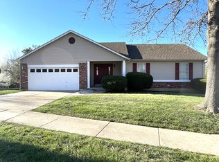 1007 Pratt Pl, Florissant, MO 63031