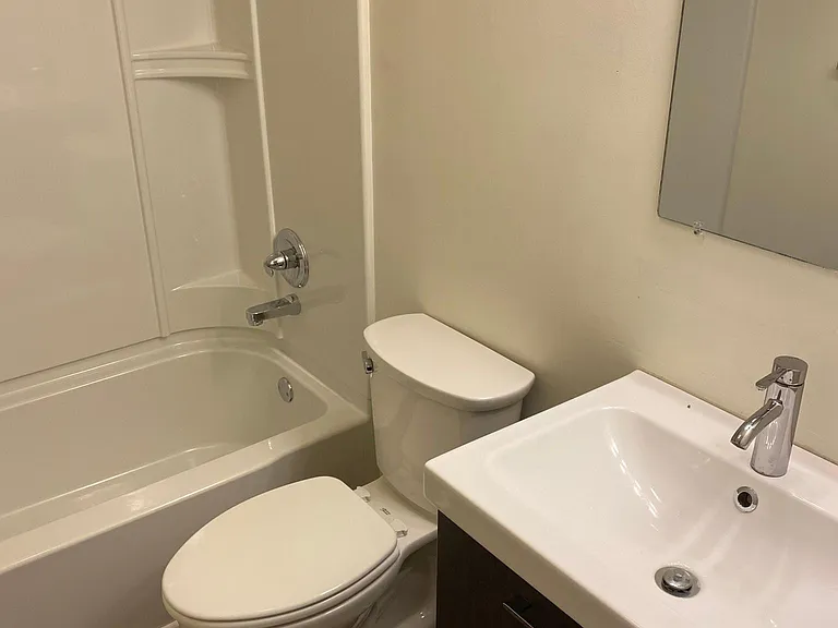 400 Connecticut Ave #4 — Photo 15
