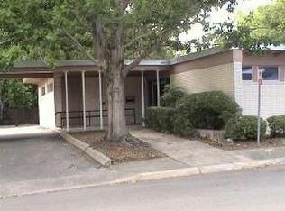 420 SW 8th St, Gainesville, FL 32601
