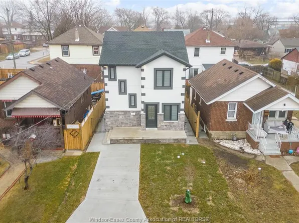 1156 Wellington Ave, Windsor, ON N9A 5K1
