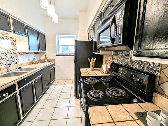 2nd image of 17641 Red Oak Dr #641