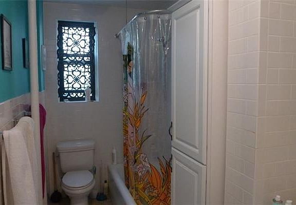 3rd image of 365 Clinton Ave APT 5D