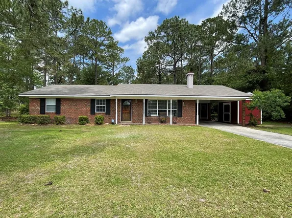 2403 Thomas St, Adel, GA 31620