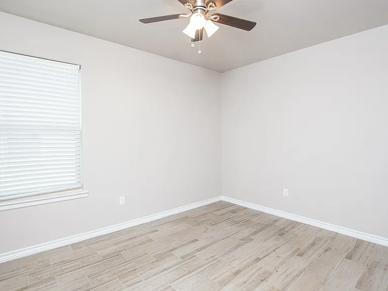 344 Arnold Dr #B — Photo 16