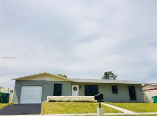 10725 SW 155th Ter, Miami, FL 33157