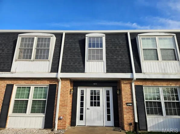 1672 Herault Pl APT A, Saint Louis, MO 63125