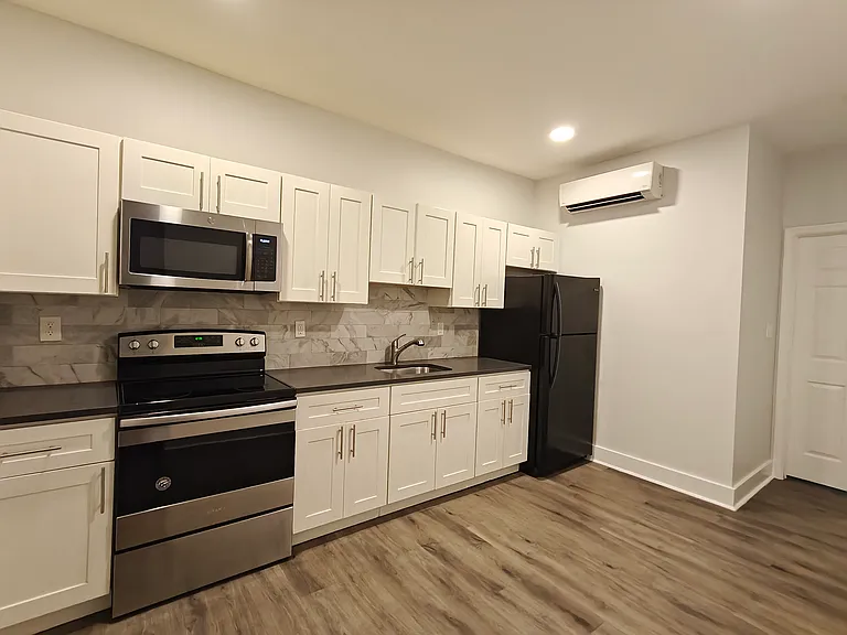 3019 N Bambrey St — Photo 3