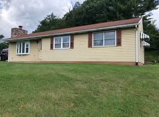 368 Hackworth Dr, Kenna, WV 25248