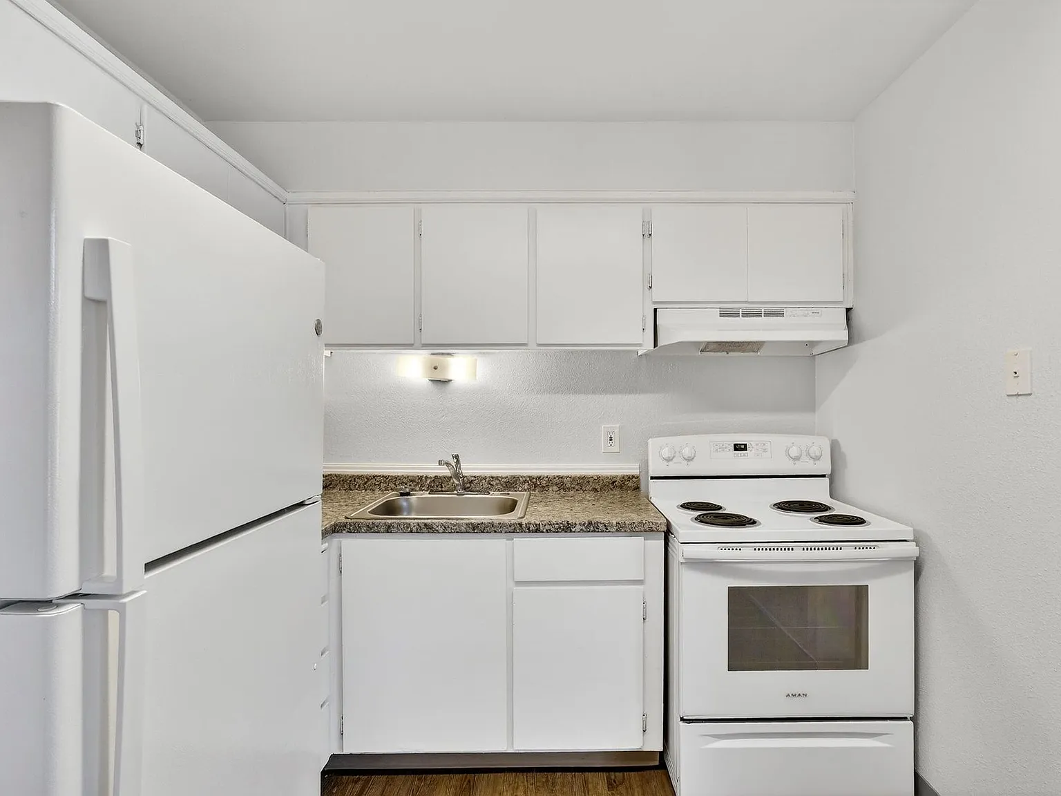 Park 132 Apartments — Photo 1