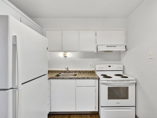13130 SE Powell Blvd APT 4