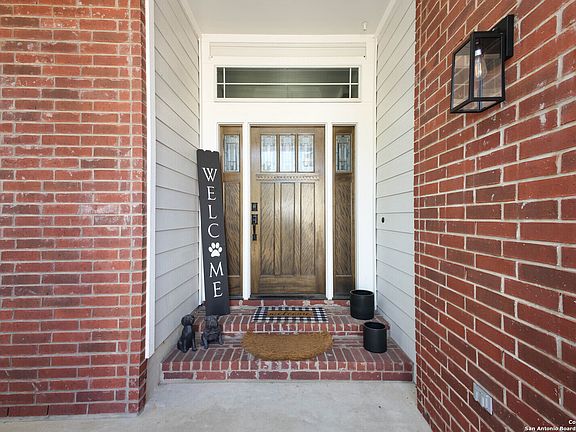 5th image of 14626 Triple Crown Ln