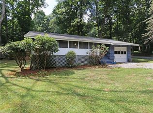 323 Bradley St, Maggie Valley, NC 28751