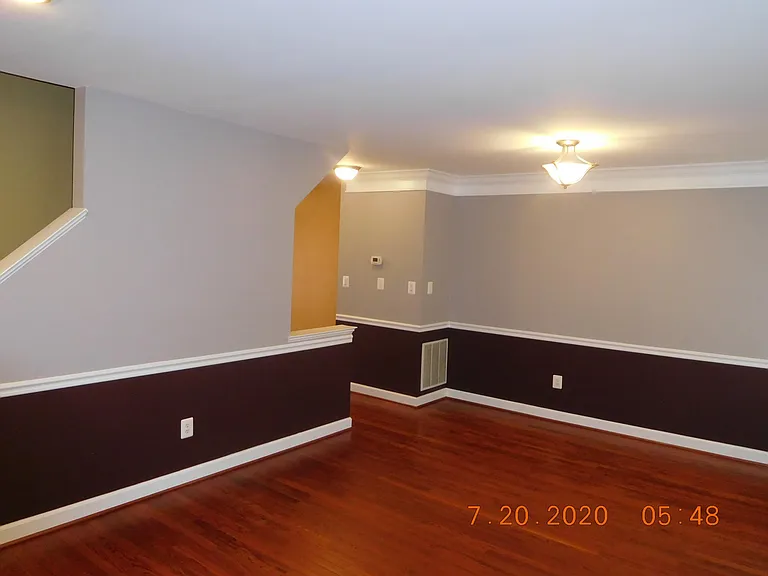 Living Room Pic2