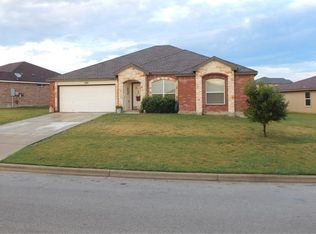 209 Lignite Dr, Jarrell, TX 76537