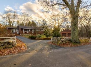 15 Fisher St, Millville, MA 01529