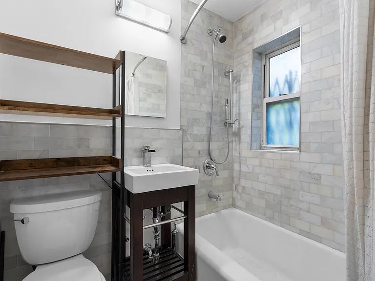 162 9th Ave #1B — Photo 6