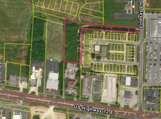 Lindsay Ln N, Athens, AL 35611