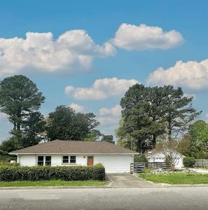 164 Colony Road, Newport News, VA, 23602