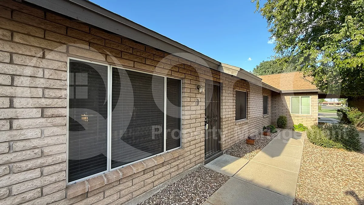 3 bed, 2.0 bath, 1040 sqft, $1,450 — Photo 1
