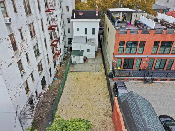 342 93rd Street image 24 of 35