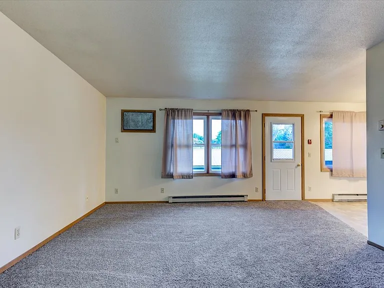 715 Terrill Rd — Photo 5