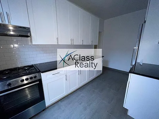 Rented by A Class Realty Corp | media 9