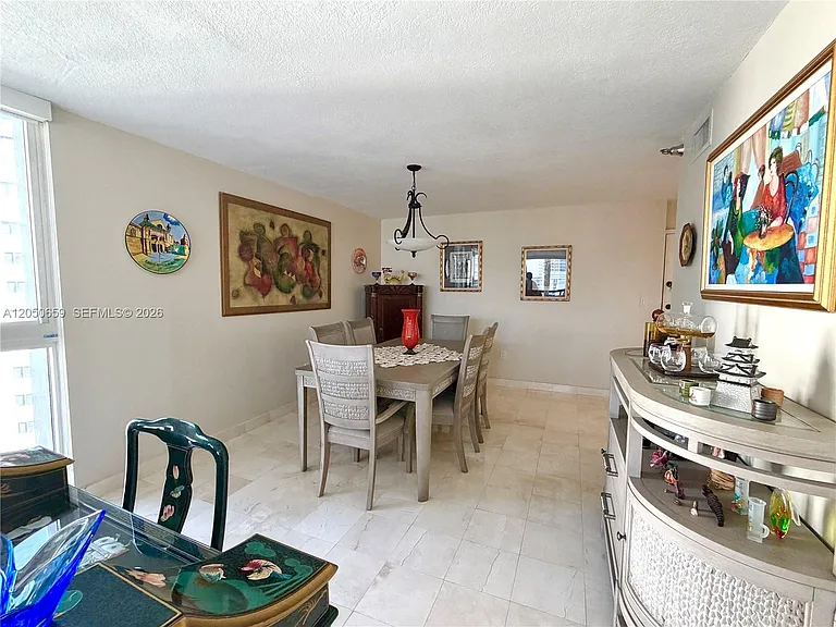3200 Collins Ave #101 — Photo 3