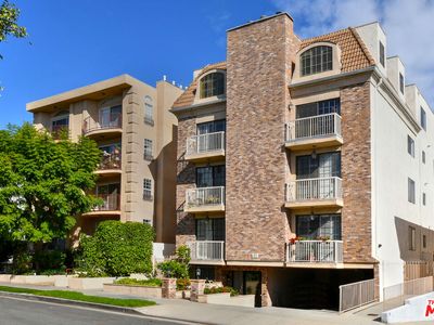1936 Pelham Ave Unit 301, Los Angeles, CA, 90025