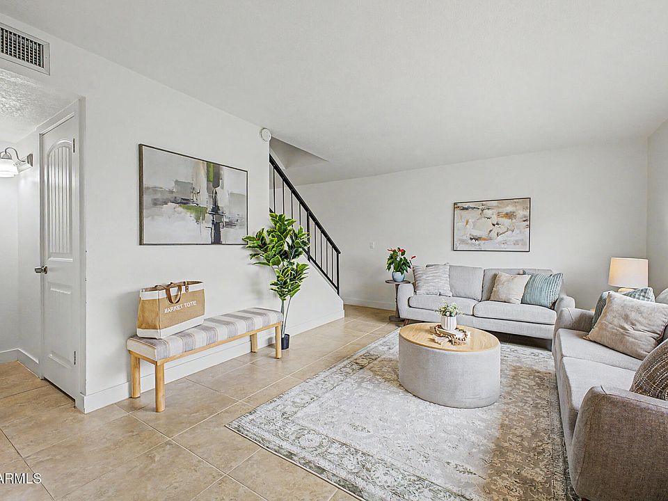 1st image of 3866 N 30TH Street