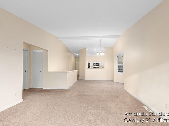 3rd image of 1352 7th St NW