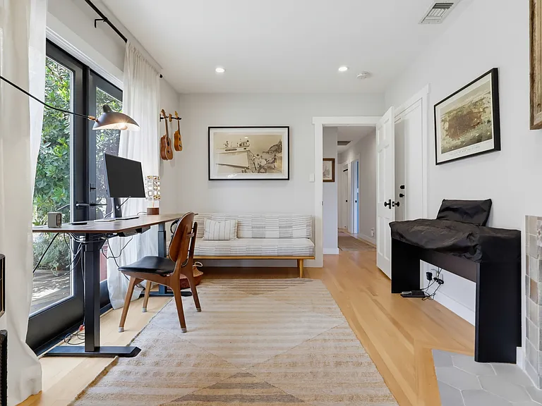 Candace Pl — Photo 30