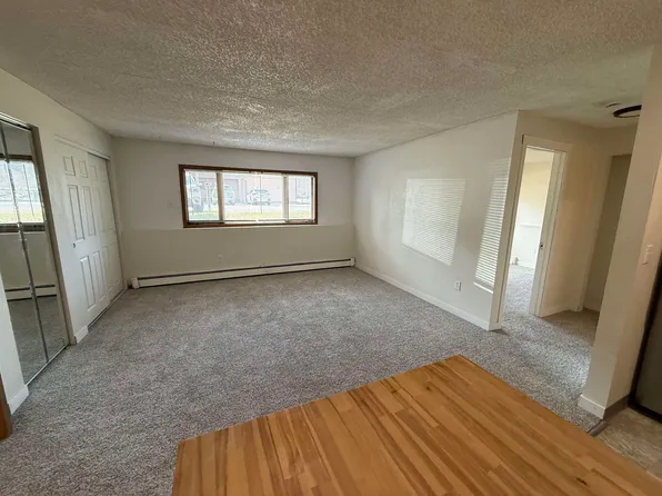 228 Woodridge St APT 24, Fairbanks, AK 99709
