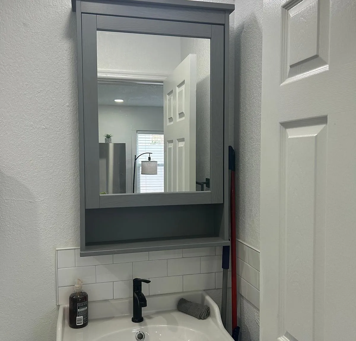 1 bed, 350 sqft, $1,695 — Photo 4