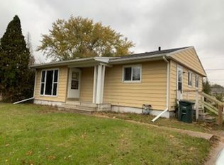 621 Keystone St, Waterloo, IA 50703