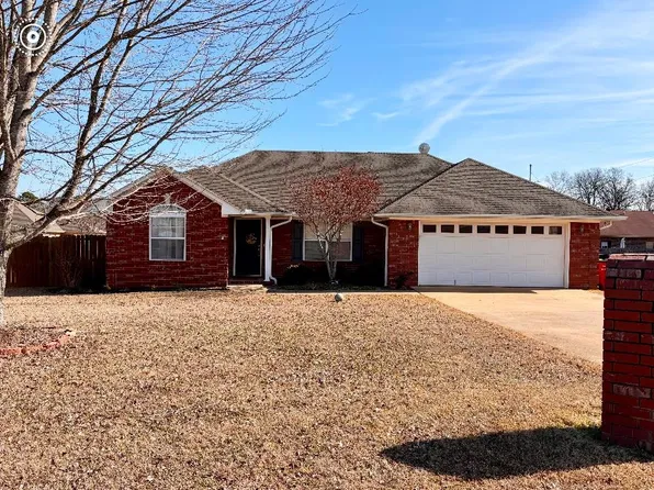 502 Bryan Cir, Morrilton, AR 72110