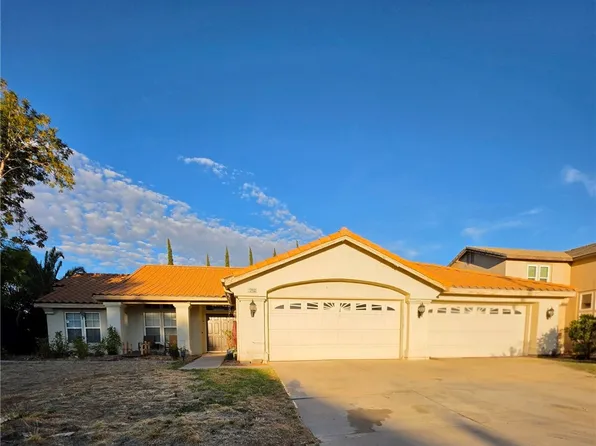 12433 Via Posada Dr, Victorville, CA 92392