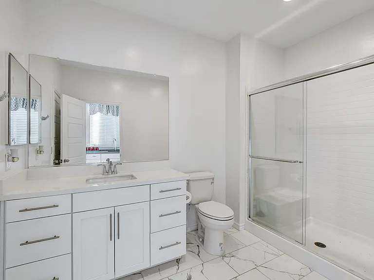 293 Mount Langley St #B — Photo 14